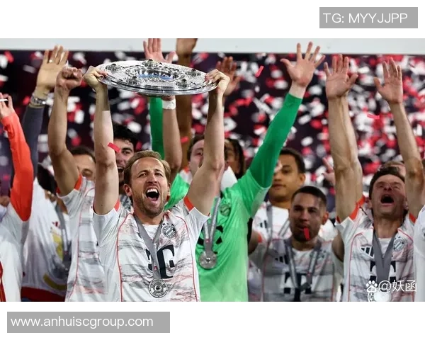 足球明星大猜想：挑战你的球场知识，猜猜这位球星是谁