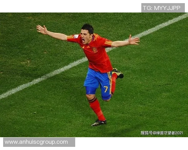 最帅足球球星世界杯瞬间展现迷人风采和英勇拼搏精神