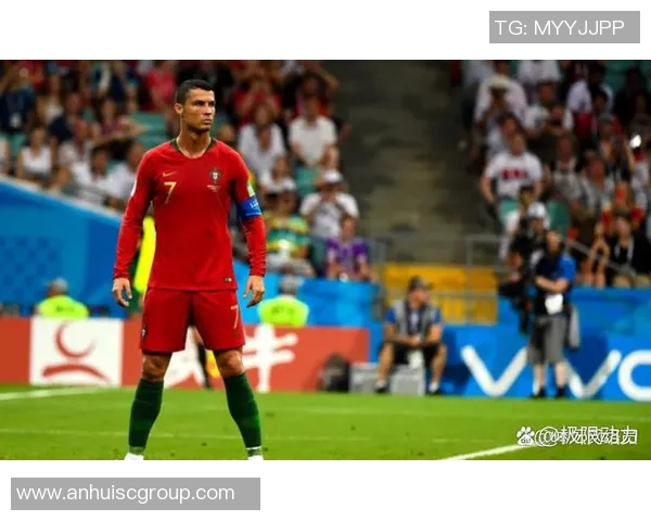 全球最幸运足球明星排行 前十名球员如何逆袭成传奇