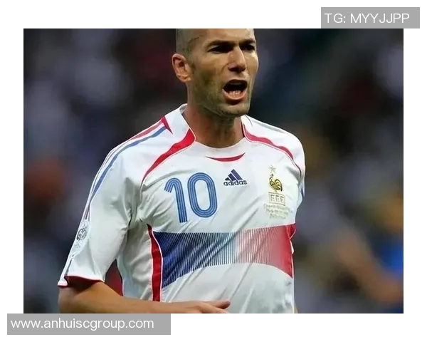 全球顶级球星盘点：2025年十大足球巨星排行榜揭晓